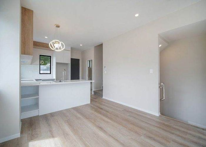  at 95C Woodglen Road, Glen Eden, Waitakere City, Auckland