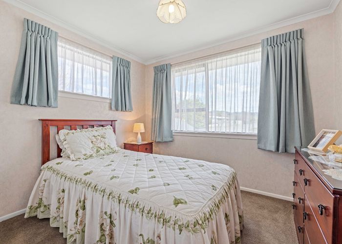  at 38 Frensham Crescent, Woolston, Christchurch City, Canterbury