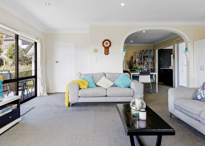  at 11 Earle Place, Acacia Bay, Taupo, Waikato