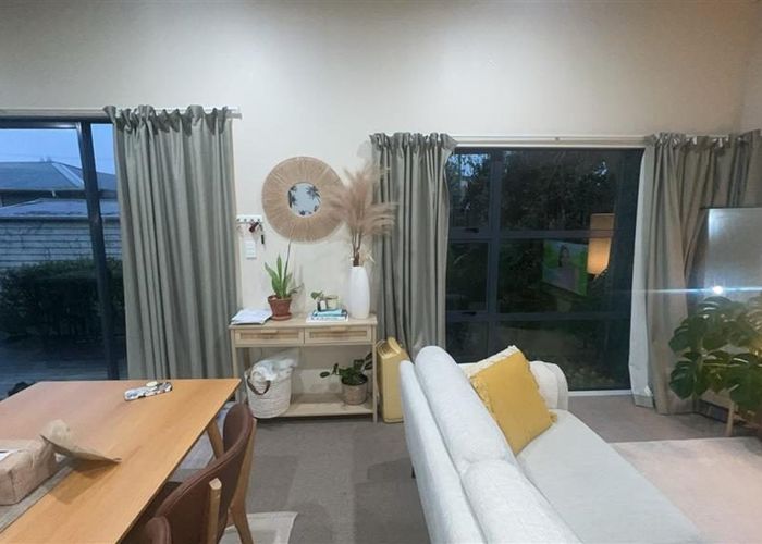  at 2/189 Birkdale Road, Birkdale, North Shore City, Auckland