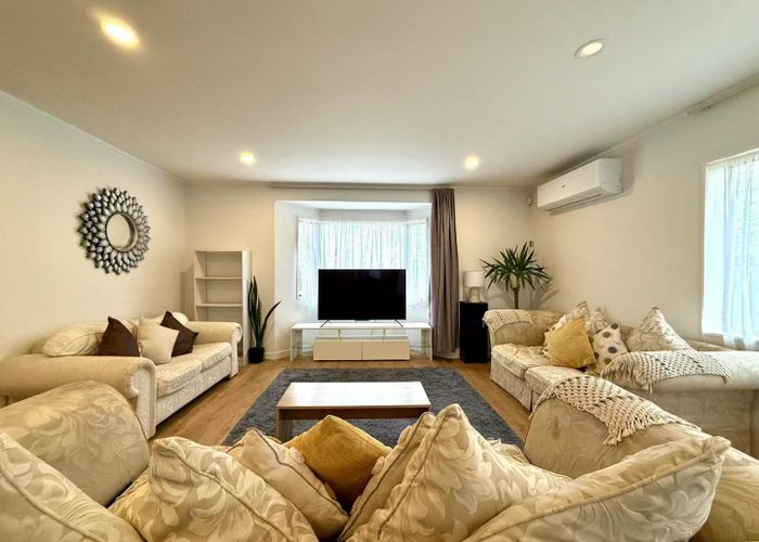  at 2/279 Hobsonville Road, Hobsonville, Waitakere City, Auckland