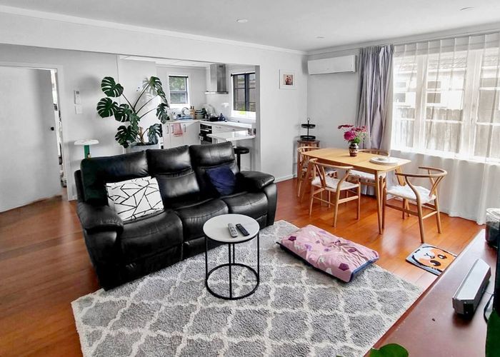  at 11A Fruitvale Rd, New Lynn, Waitakere City, Auckland