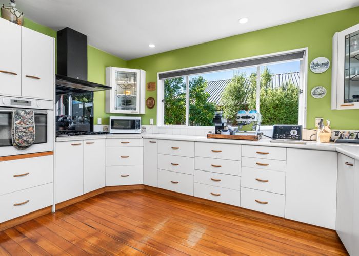  at 2/151 Yaldhurst Road, Sockburn, Christchurch