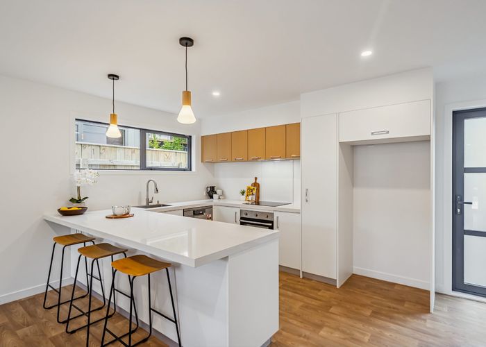  at 2/60 Akatarawa Road, Brown Owl, Upper Hutt, Wellington