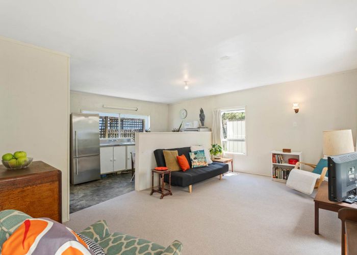  at 84A Fonteyn Street, Avondale, Auckland City, Auckland