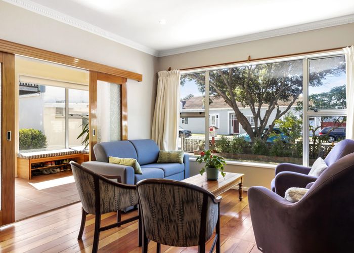  at 38 Rex Street, Miramar, Wellington