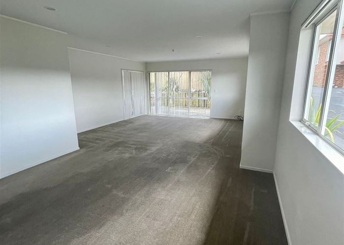  at 9 Birchlea Rise, Goodwood Heights, Manukau City, Auckland