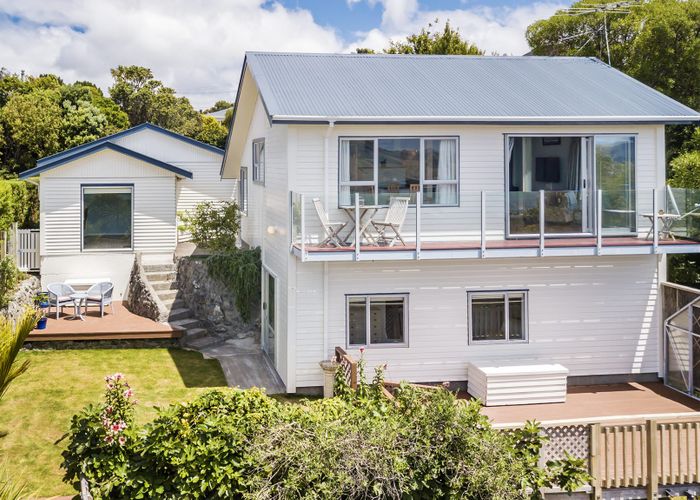  at 85 Kahu Road, Paremata, Porirua
