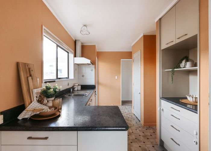  at 35 Lloyd Street, Parkvale, Tauranga, Bay Of Plenty