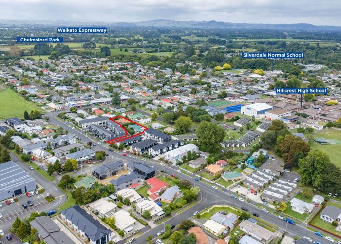  at 82 and 84 Carrington Avenue, Silverdale, Hamilton, Waikato