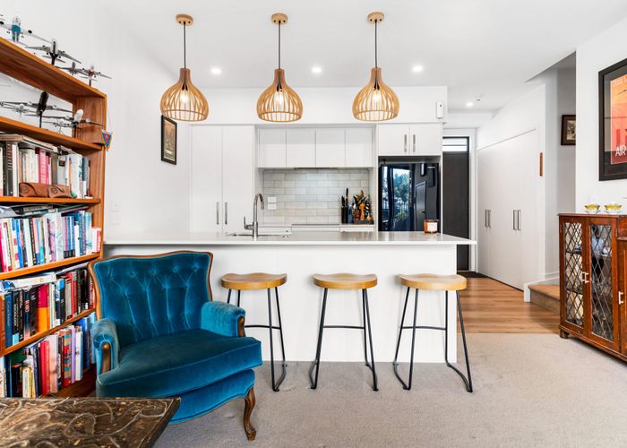  at 25 Gateway Avenue, Beachlands, Manukau City, Auckland