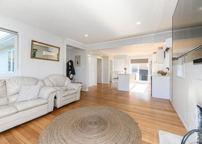  at 16 Gills Avenue, Papakura, Papakura