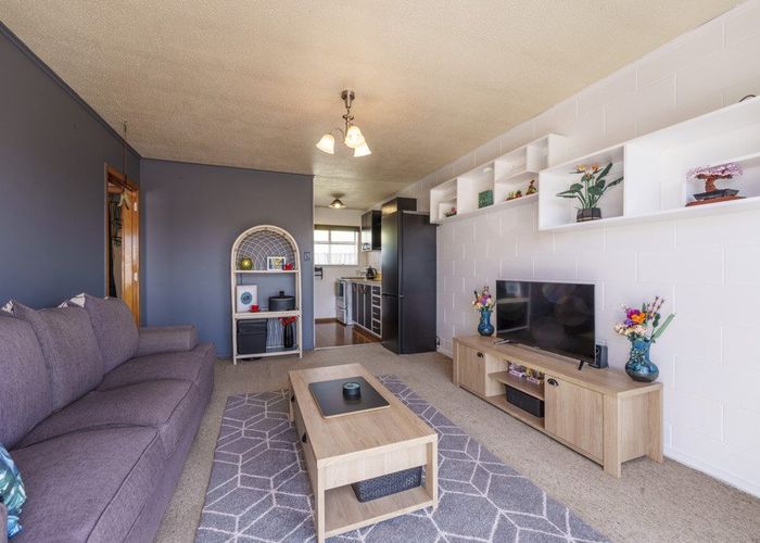  at 1/93 Racecourse Road, Sockburn, Christchurch City, Canterbury