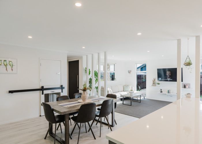  at 10 Mahutonga Terrace, Hamilton