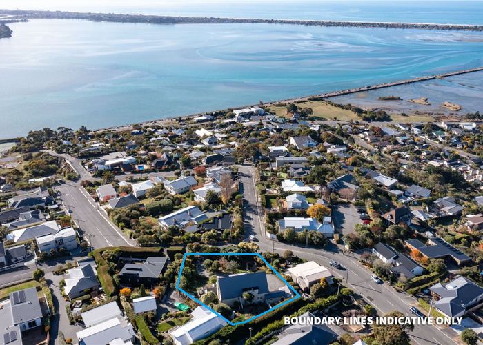  at 40 Major Hornbrook Road, Mount Pleasant, Christchurch