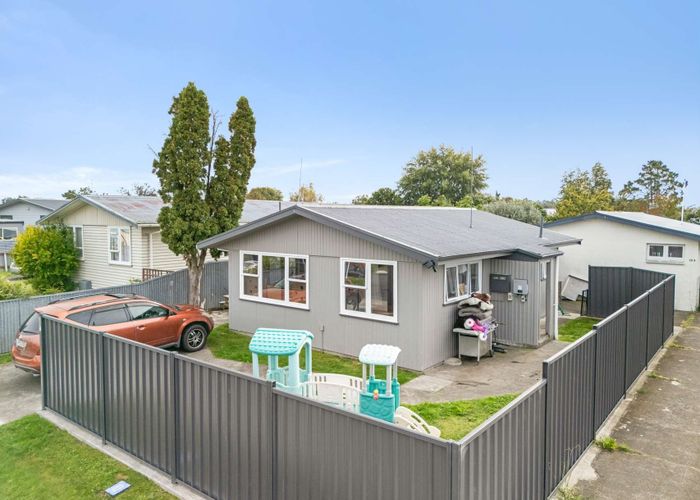  at 30 Dover Road, Flaxmere, Hastings