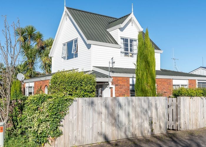  at 1/173 Nixon Street, Hamilton East, Hamilton