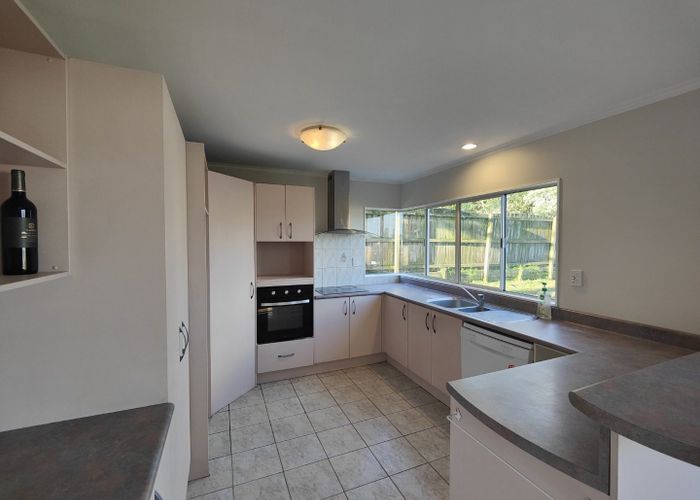 at 56 Whitford Road, Botany Downs, Manukau City, Auckland