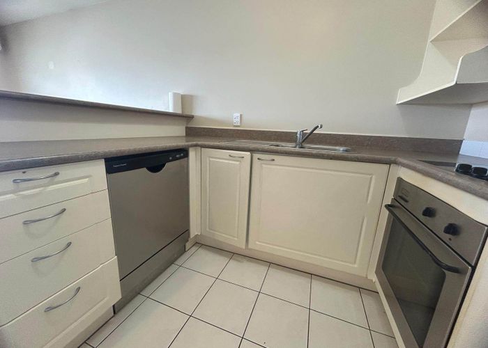  at 7/5 Cook Street, Howick, Manukau City, Auckland