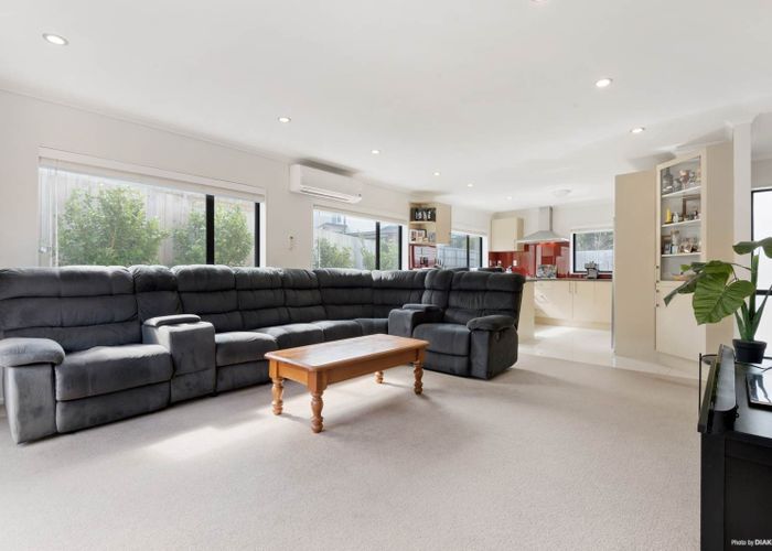  at 21 Exler Place, Avondale, Auckland