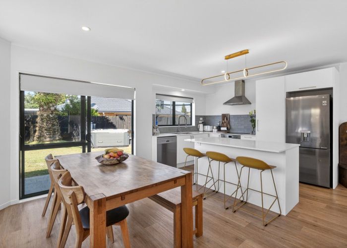  at 15 Romana Crescent, Papamoa, Tauranga, Bay Of Plenty