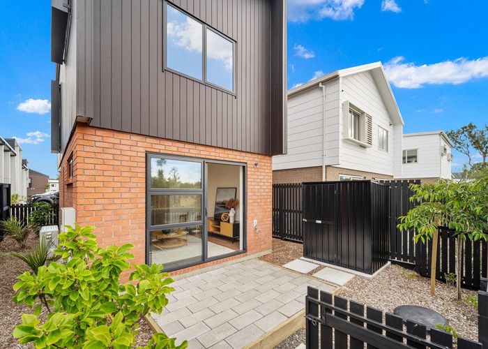  at 1/478 West Coast Road, Glen Eden, Waitakere City, Auckland