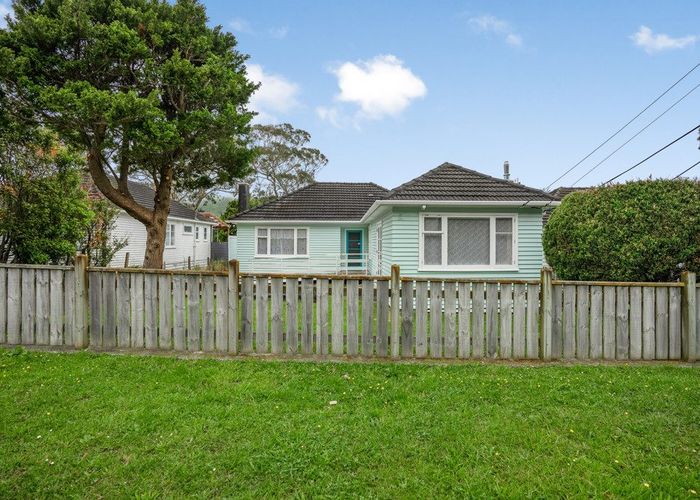  at 162 Wellington Road, Wainuiomata, Lower Hutt, Wellington