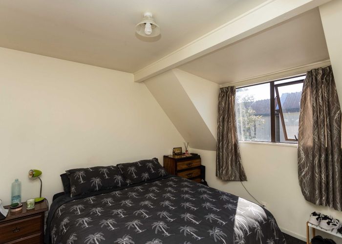  at 1/35 Brockworth Place, Riccarton, Christchurch