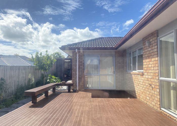  at 29  Toledo Avenue, Henderson, Waitakere City, Auckland
