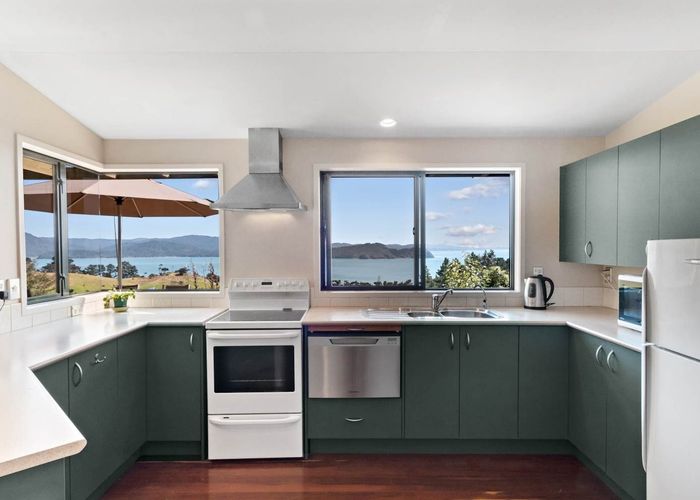  at 140 Wattle Bay Road, Manukau Heads, Franklin, Auckland