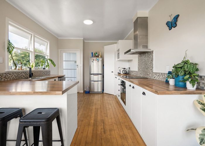  at 24 Thompson Street, Cambridge, Waipa, Waikato