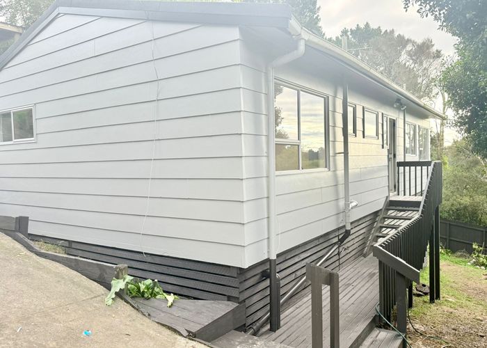  at 1/83 Manuka Road, Glenfield, North Shore City, Auckland