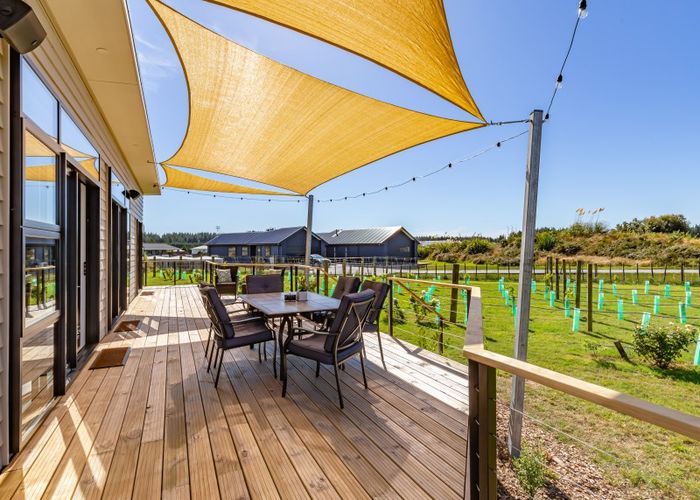  at 3 Kanuka Drive, Waitarere, Levin
