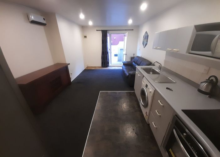  at 2B/66 Mount Eden Road, Mount Eden, Auckland