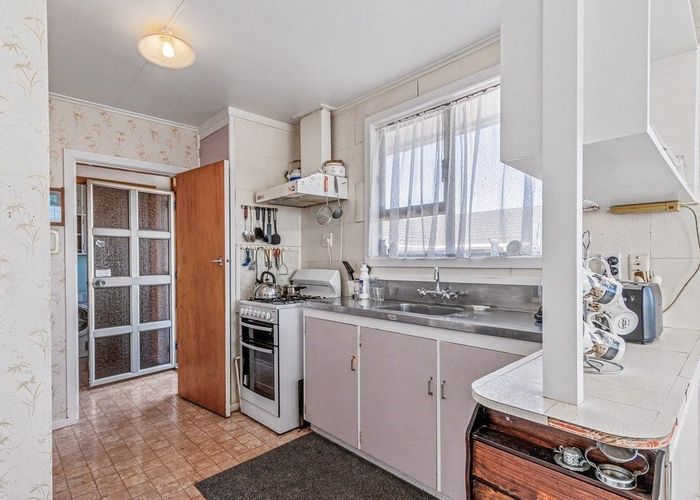  at 74A Matai Street, Castlecliff, Whanganui, Manawatu / Whanganui