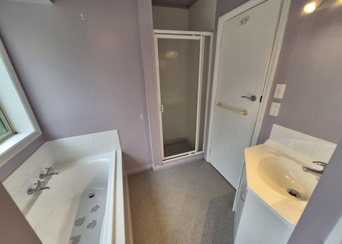  at 35 Glenmore Avenue, Casebrook, Christchurch City, Canterbury