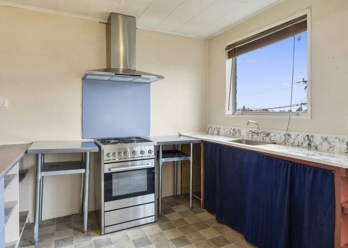  at 32 Kinsman Street, Kaikorai, Dunedin, Otago