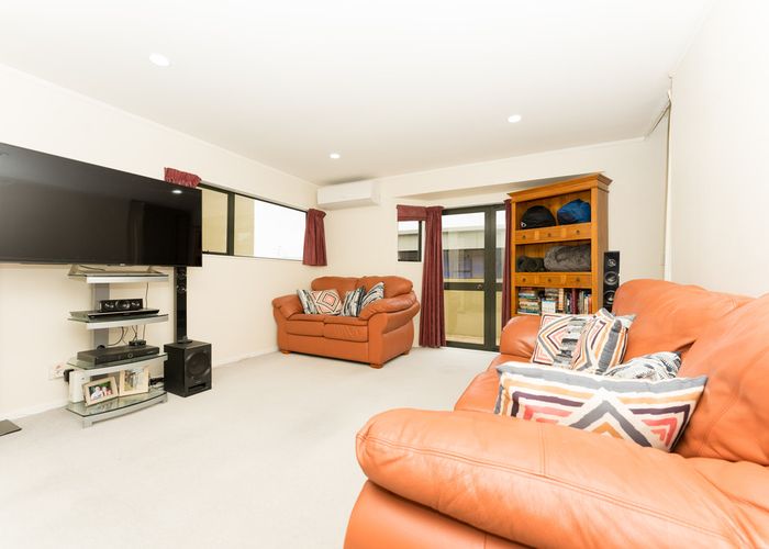  at 4/7 Raroa Road, Hutt Central, Lower Hutt