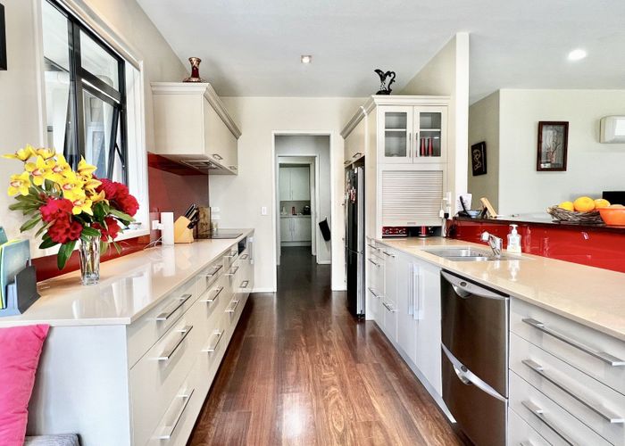  at 660 Wainui Road, Wainui