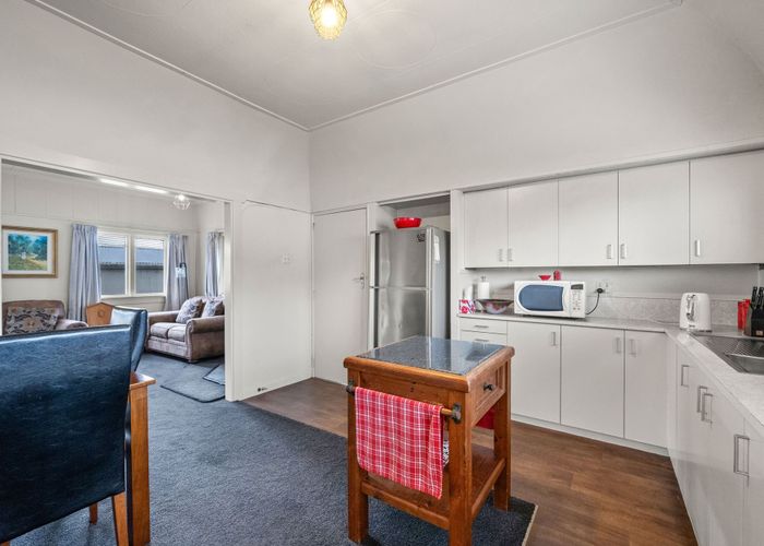  at 17 Tanner Street, Grasmere, Invercargill, Southland