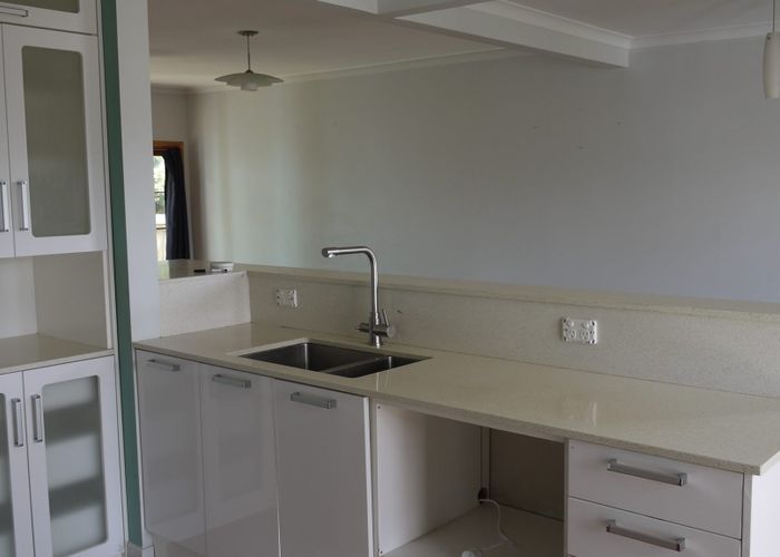  at 18 Woodglen Road, Glen Eden, Auckland