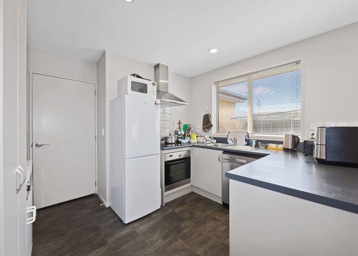  at 1/160 Breezes Road, Wainoni, Christchurch City, Canterbury