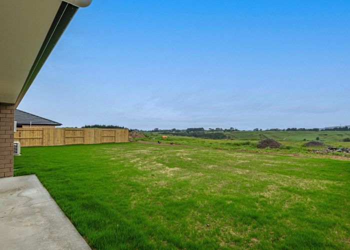  at 72 Atlantic Drive, Fitzherbert, Palmerston North