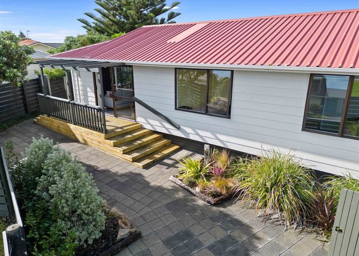 Free property data for 9A Scott Avenue, Otaki Beach, Otaki homes.co.nz