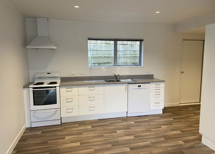  at 4/8 Middleton Road, Johnsonville, Wellington