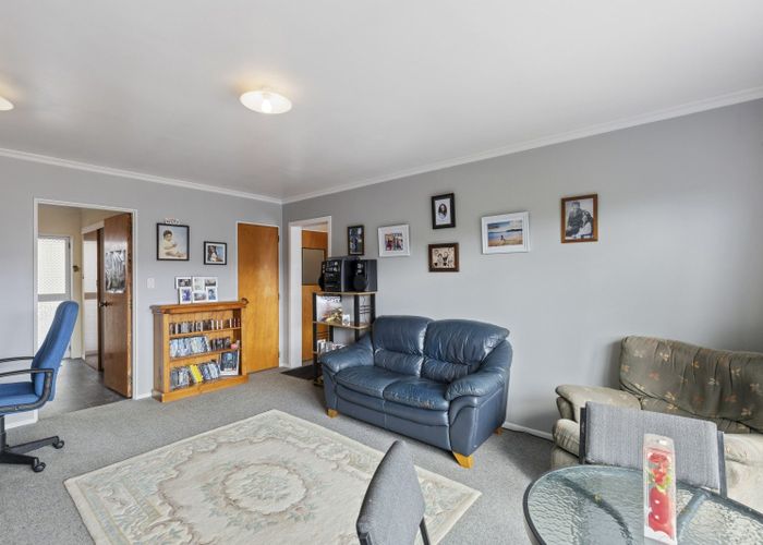  at 2/220 Coronation Avenue, Welbourn, New Plymouth, Taranaki