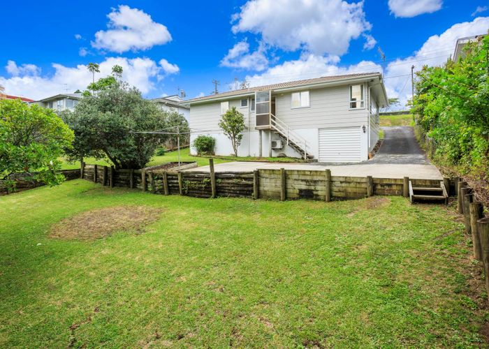  at 293 Sunset Road, Sunnynook, Auckland