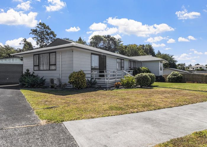  at 12 Winstone Place, Highlands Park, New Plymouth
