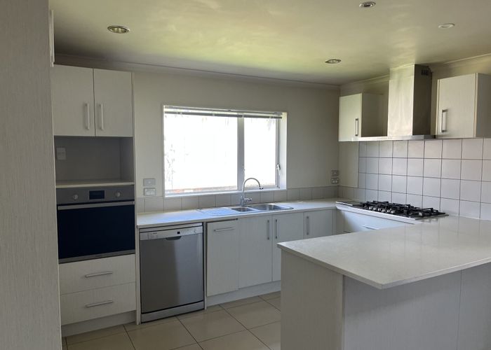  at 6 Te Ironui Place, Huntington, Hamilton, Waikato