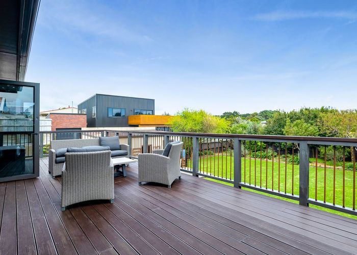  at 138 Ngamotu Road, Spotswood, New Plymouth